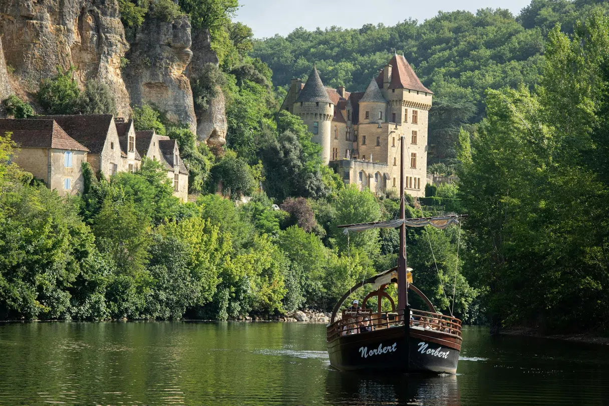 A gabare boat on the Dordogne River near La Roque-Gageac