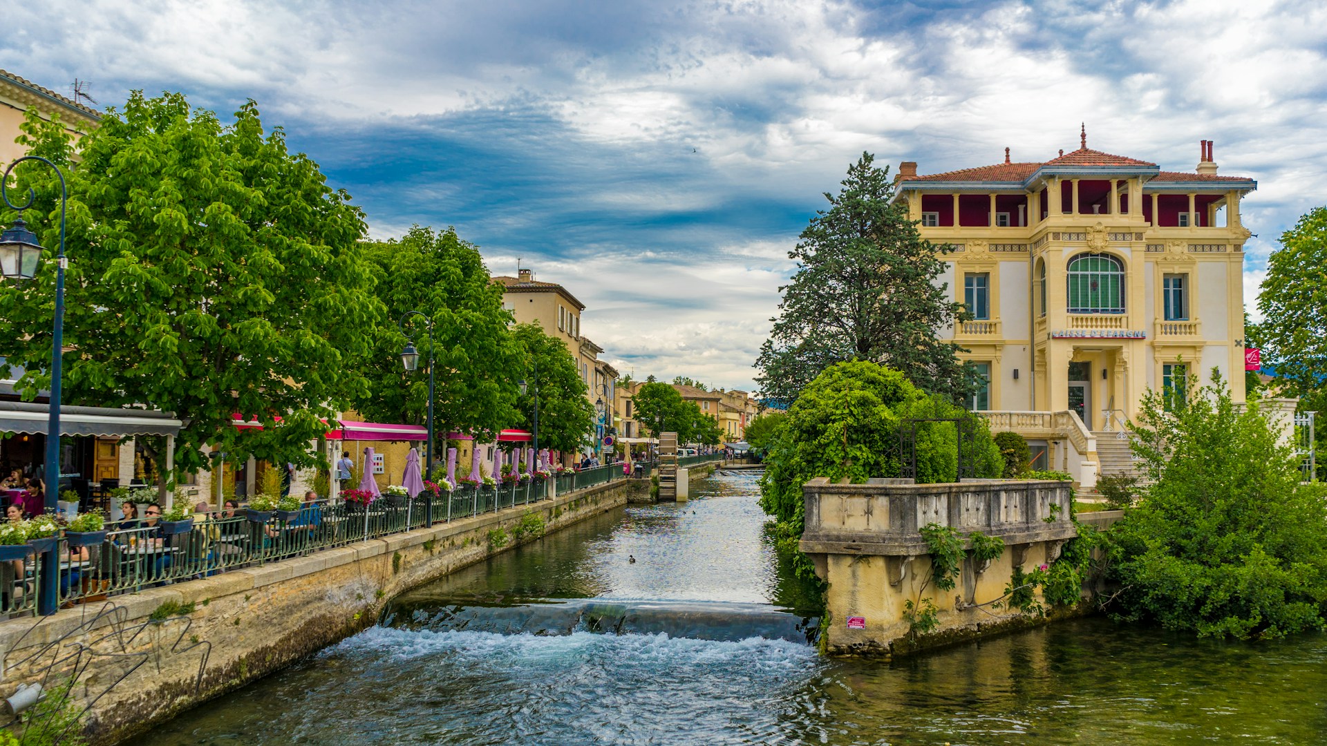 Canals in L’Isle-sur-la-Sorgue