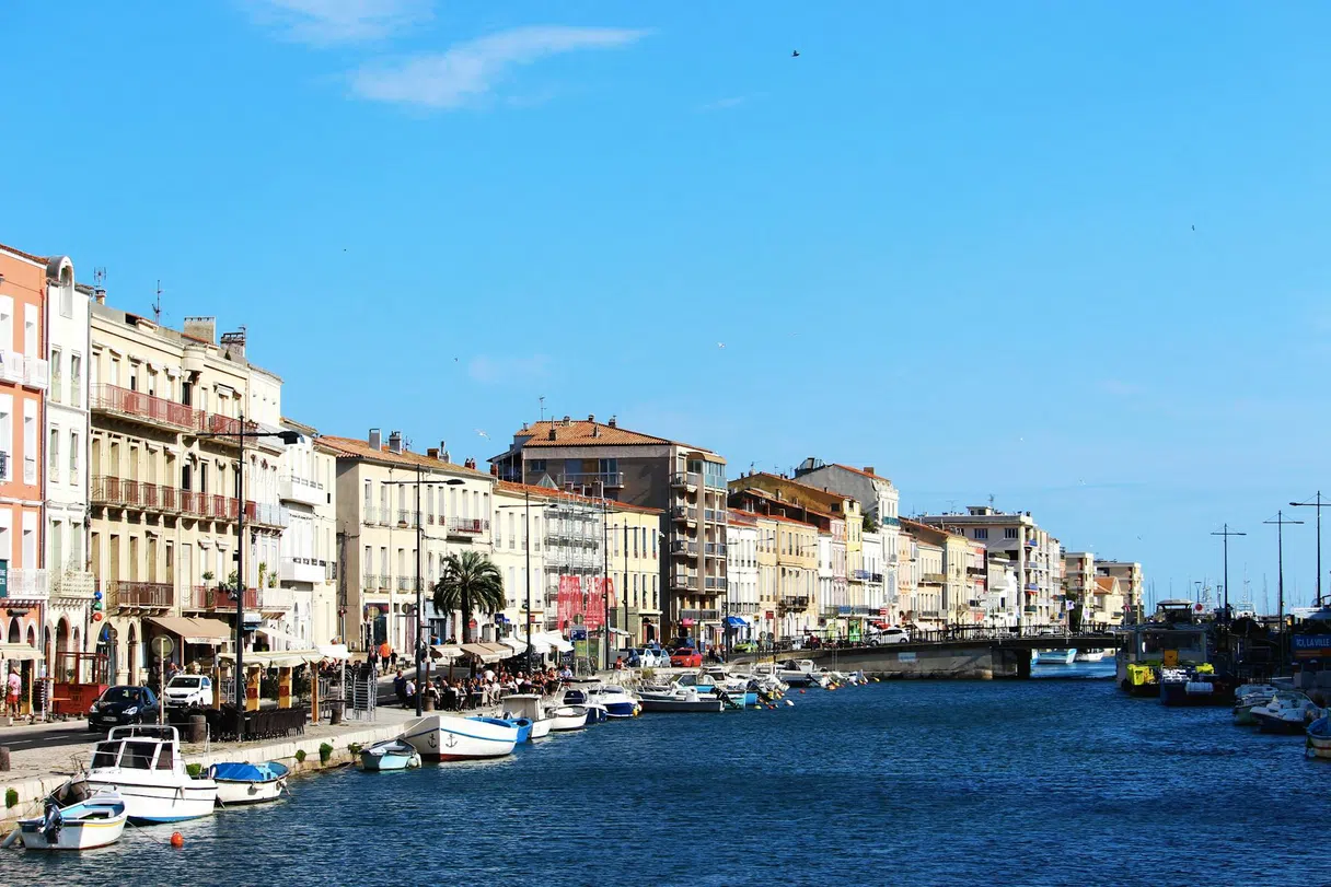 Boats along the Canal Royal in Sète